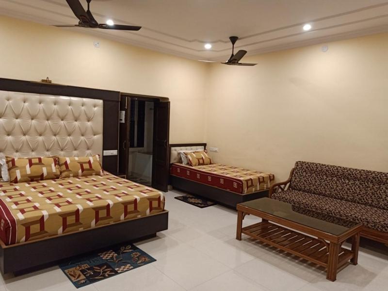 ורנאסי Scindhia Guest House מראה חיצוני תמונה