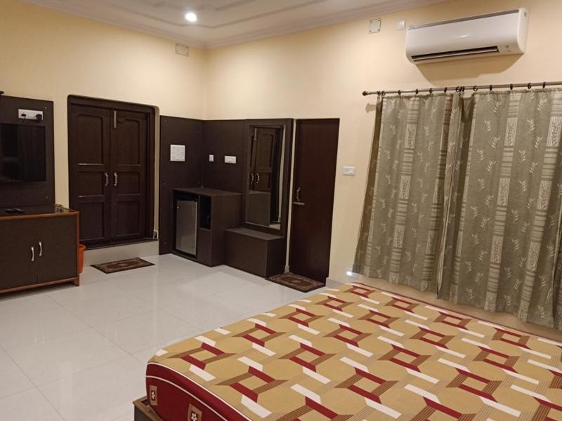 ורנאסי Scindhia Guest House מראה חיצוני תמונה