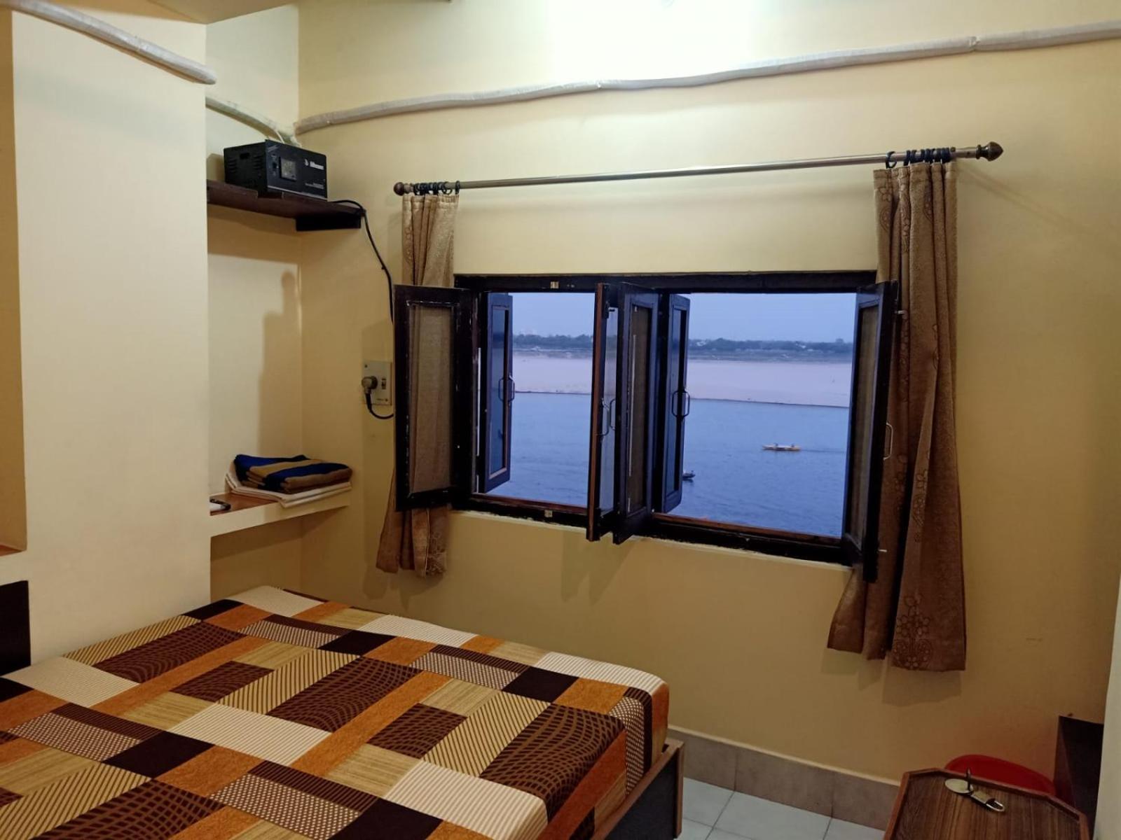 ורנאסי Scindhia Guest House מראה חיצוני תמונה