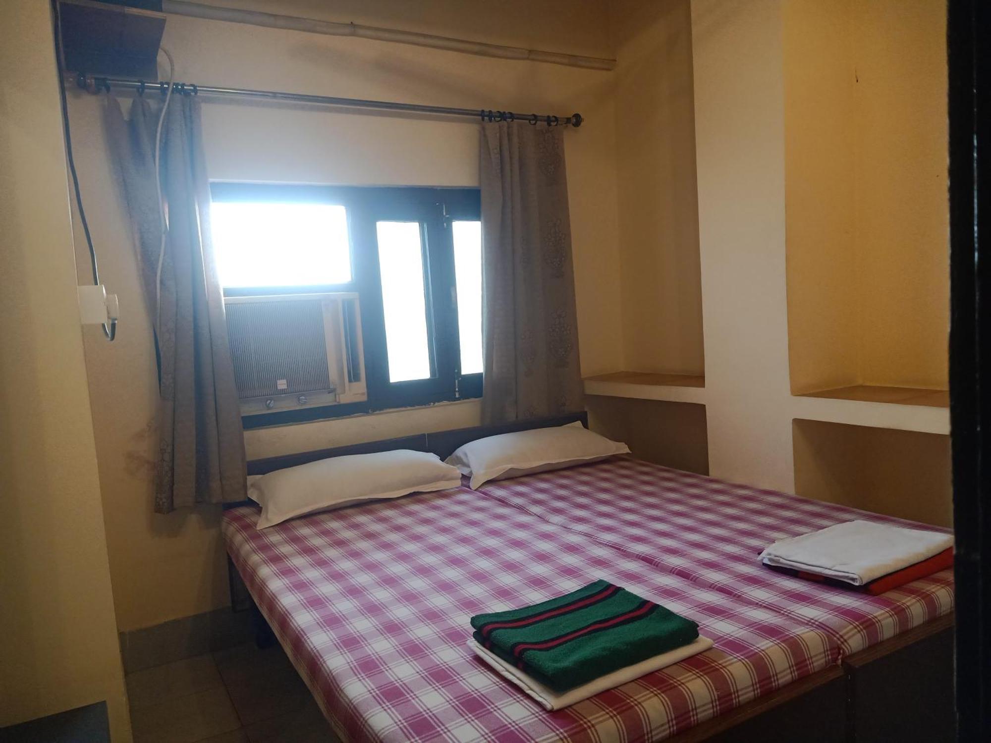 ורנאסי Scindhia Guest House מראה חיצוני תמונה