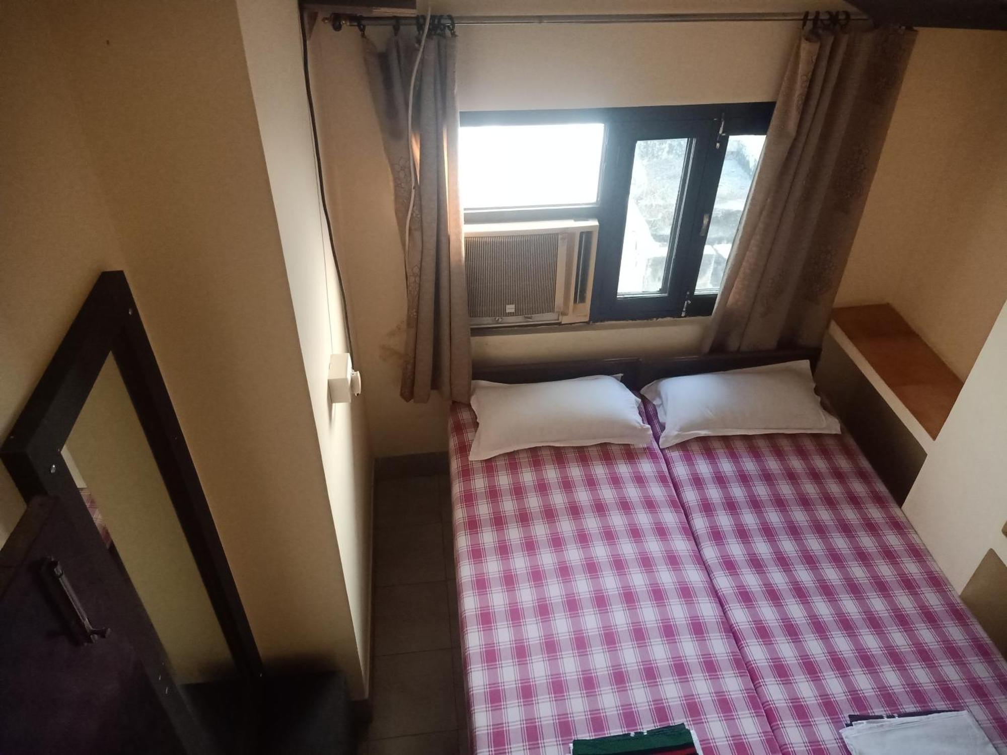 ורנאסי Scindhia Guest House מראה חיצוני תמונה
