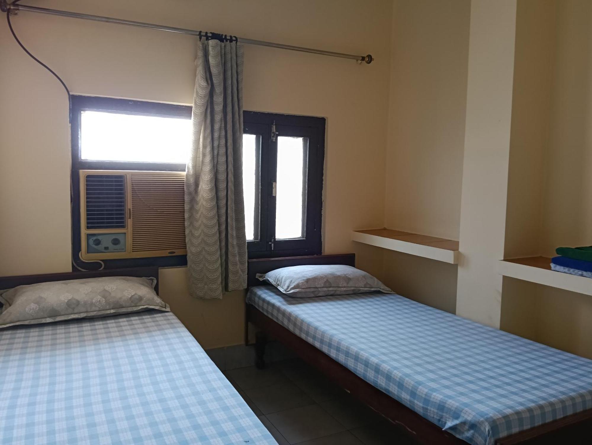 ורנאסי Scindhia Guest House מראה חיצוני תמונה