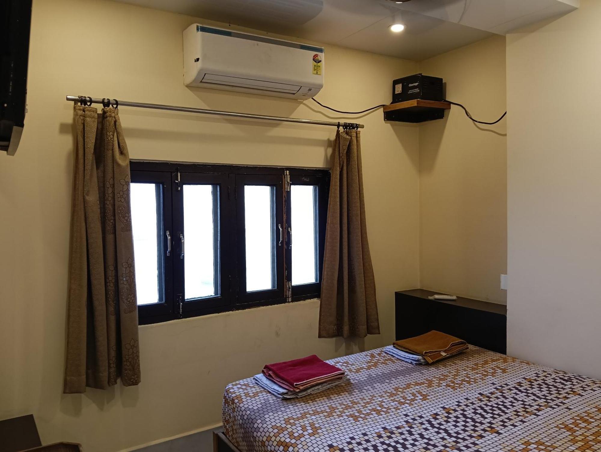 ורנאסי Scindhia Guest House מראה חיצוני תמונה